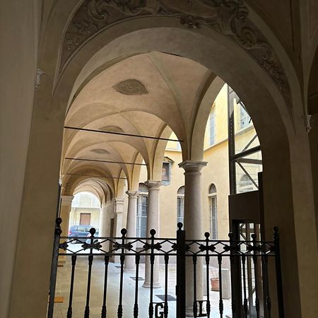 Appartamento L'Antica Colonna, In Centro Storico Парма Екстериор снимка