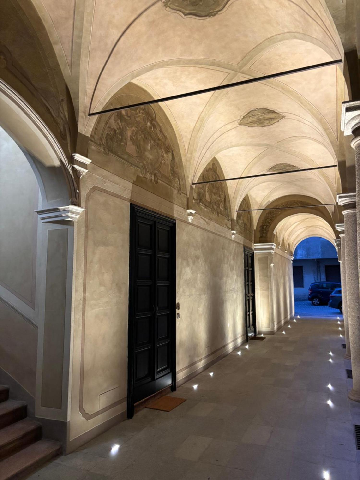 Appartamento L'Antica Colonna, In Centro Storico Парма Екстериор снимка