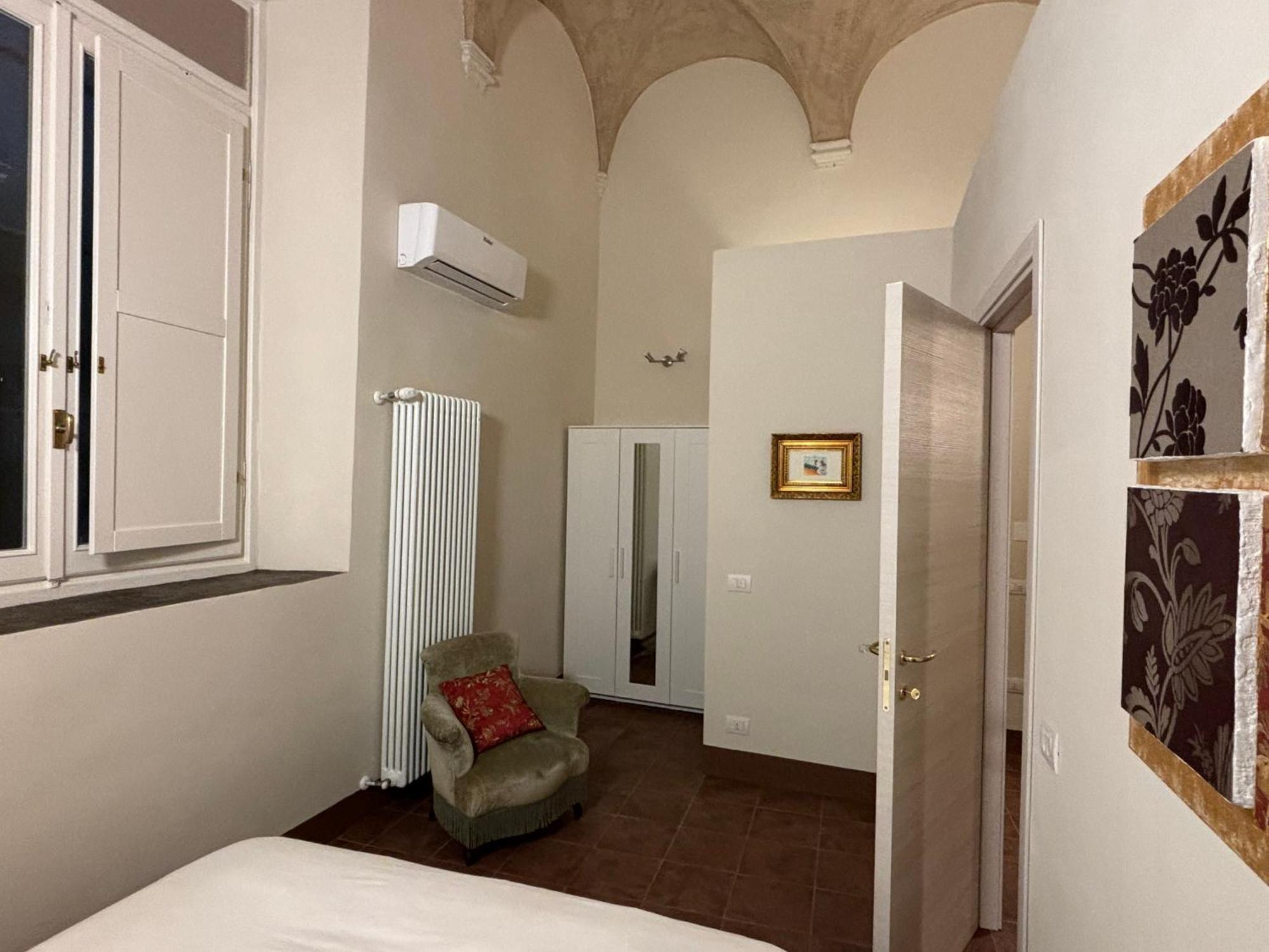 Appartamento L'Antica Colonna, In Centro Storico Парма Екстериор снимка